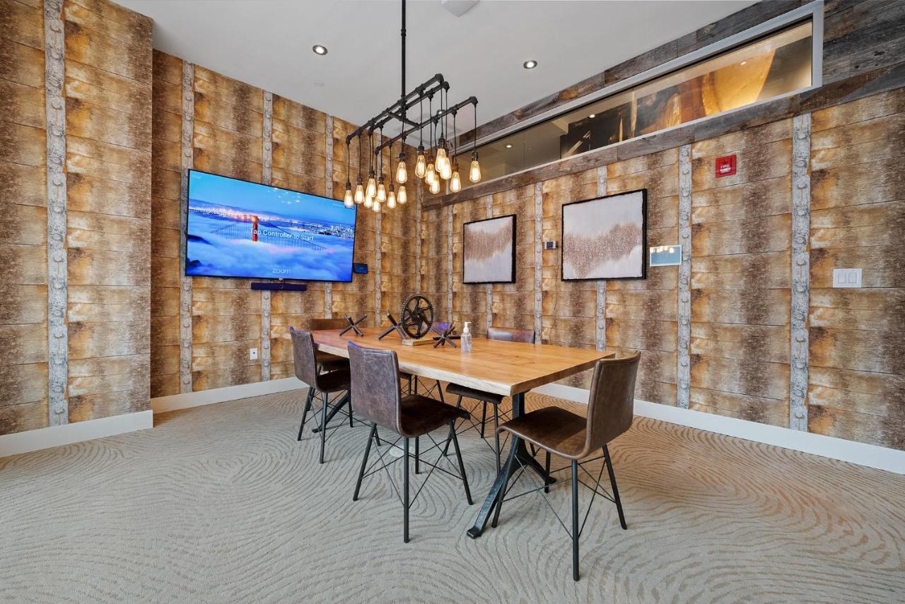 The Edge On 4Th By Airriva Apartamento Louisville Exterior foto